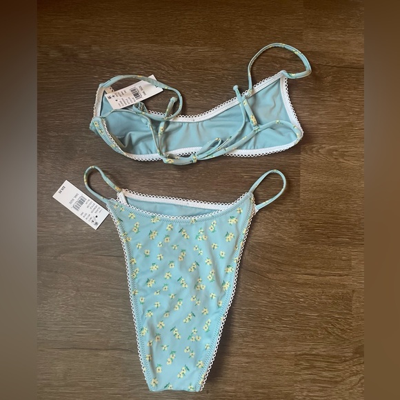 PACSUN BLUE & YELLOW FLORAL HIGH RISE HIGH CUT BIKINI SIZE SMALL - Picture 3 of 4
